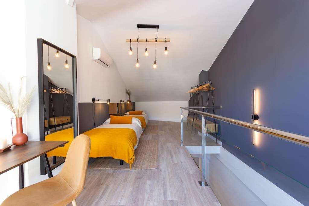 Duplex With Terrace Near Bcn Apartment ตาราสซา ภายนอก รูปภาพ
