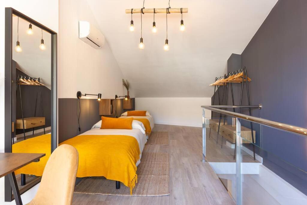 Duplex With Terrace Near Bcn Apartment ตาราสซา ภายนอก รูปภาพ