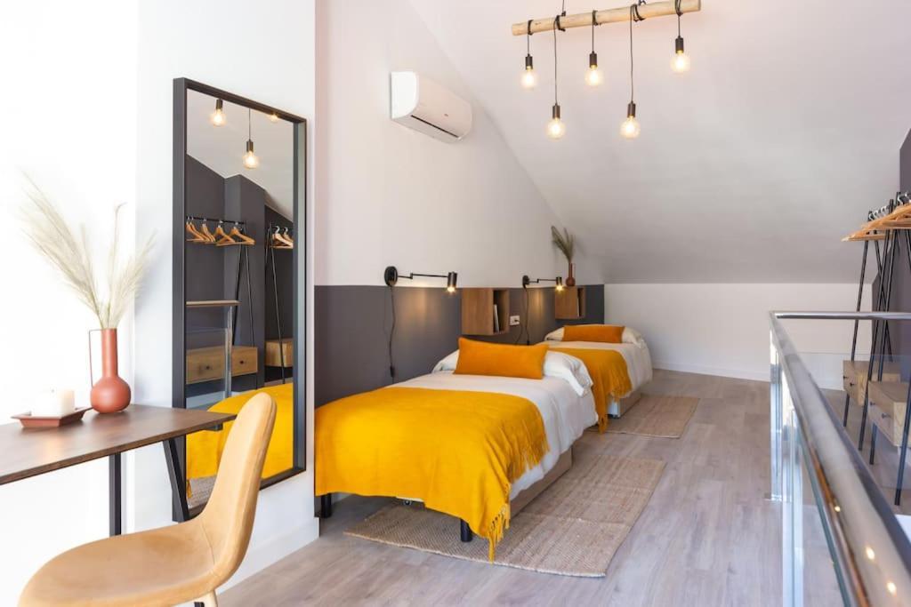 Duplex With Terrace Near Bcn Apartment ตาราสซา ภายนอก รูปภาพ